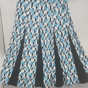 Avenue Black, White & Blue Geometric Circle Skirt